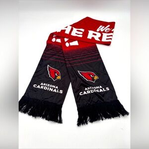 Red‎ and Black Fan Scarf